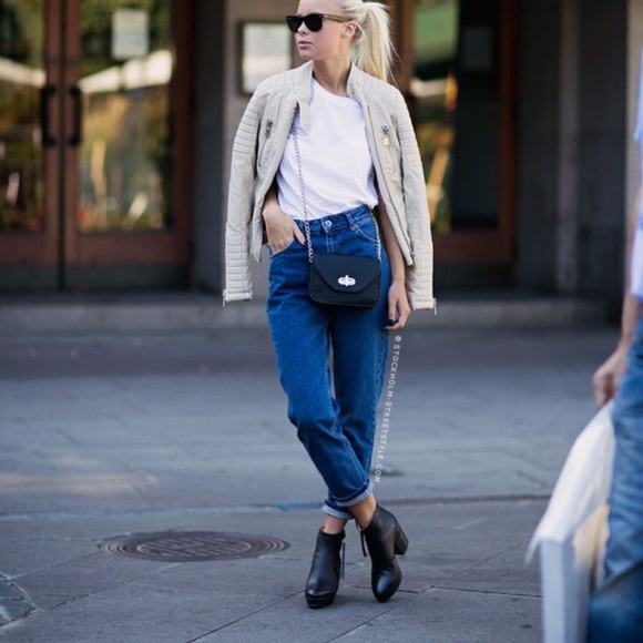 Christopher Blue Denim - CHRISTOPHER BLUE // Relaxed Boyfriend Jeans